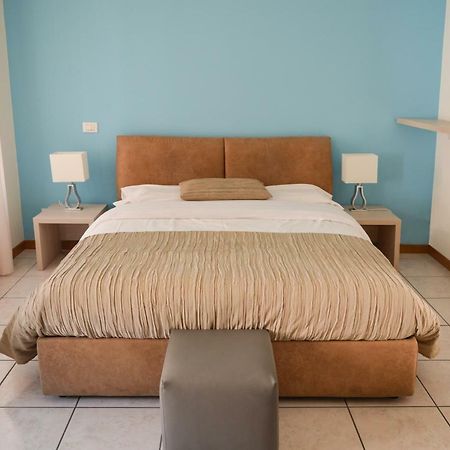 La Contrada Bed and Breakfast Sarnico Eksteriør billede