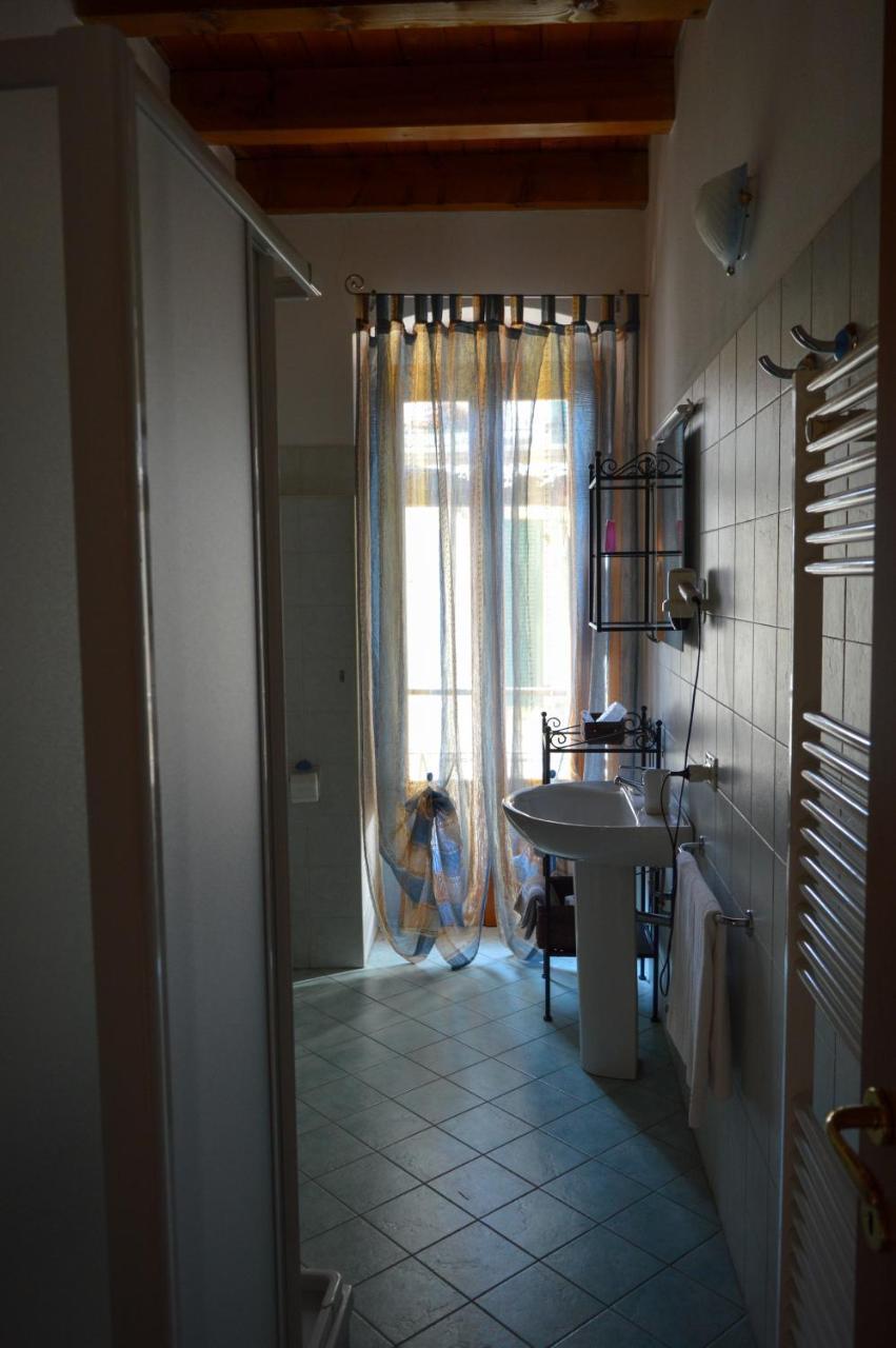 La Contrada Bed and Breakfast Sarnico Eksteriør billede