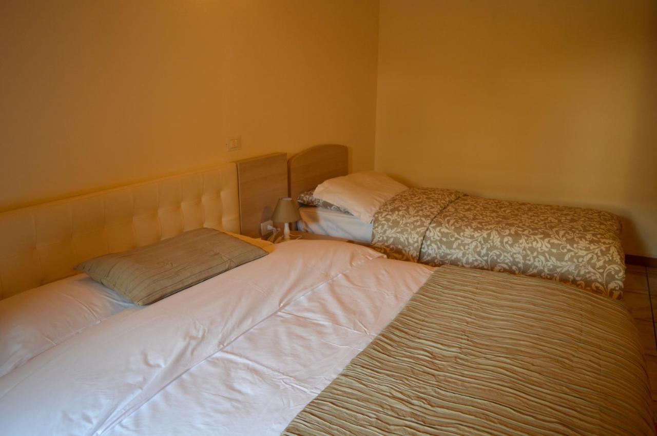 La Contrada Bed and Breakfast Sarnico Eksteriør billede